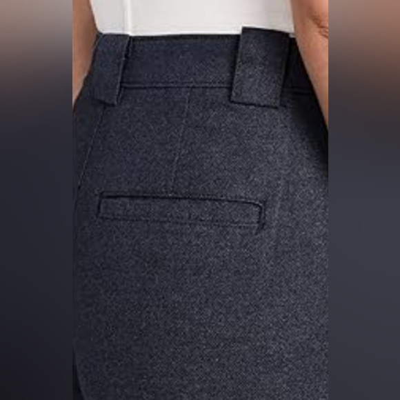 AG Adriano Goldschmied Tailored Devin Ultra Wide Leg Pants in Oxford Blue - Picture 4 of 16